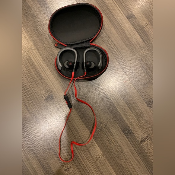 Powerbeats 3 Bluetooth Headphones - Picture 1 of 5